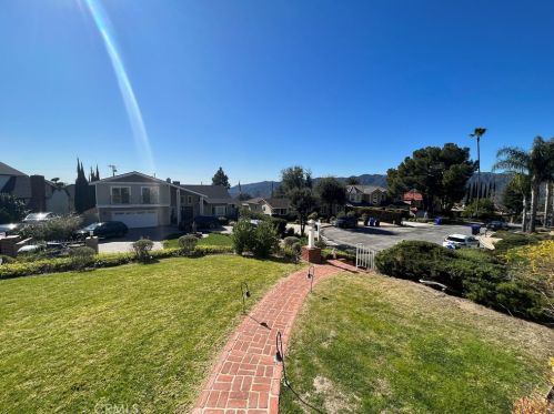 2319 Teasley St, Glendale, CA 91214-2223