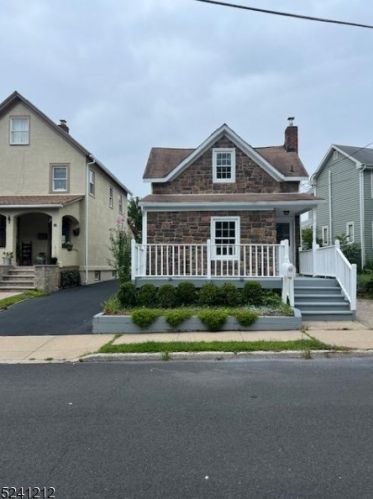 18 Lawnwood Ave, Fredon, NJ 07860-2107