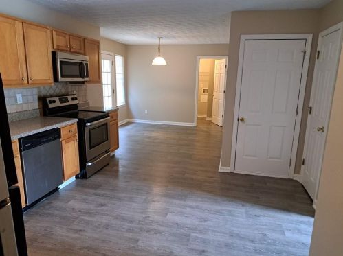 2733 Kristen Ct, Conyers GA  30012-5501 exterior