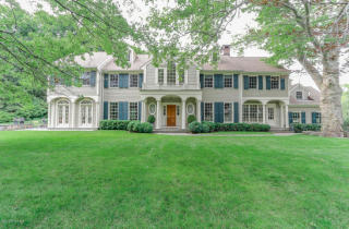 11 Cherry Tree Ln, Riverside CT  06878-2629 exterior