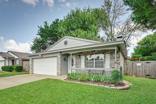 533 Mockingbird Dr, Midlothian TX  76063-1533 exterior