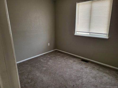 16294 Brown Pl, Denver CO  80013-1838 exterior