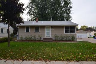 1874 7th St, Saint Paul MN  55112-6505 exterior