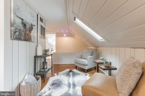 916 Robin Rd, Silver Spring MD 20901-1871 exterior