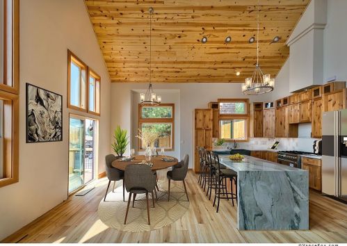 11844 Highland Ave, Truckee CA  96161-1710 exterior