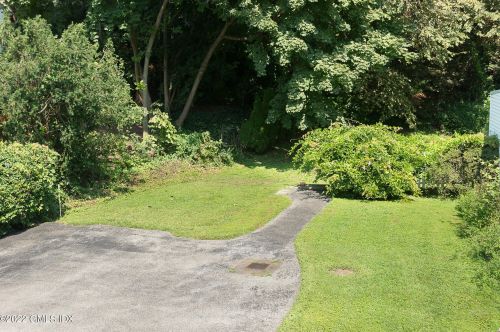 64 Locust St, Greenwich CT  06830-6317 exterior