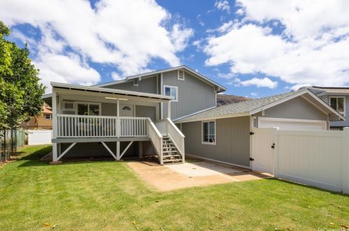 86343 Kauaopuu St, Nanakuli, HI 96792-2926