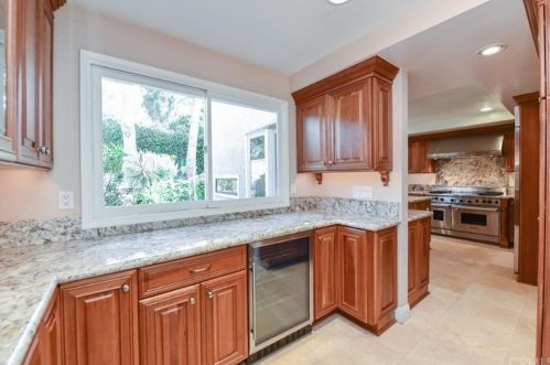 51 Sunlight, Irvine CA  92603-3740 exterior
