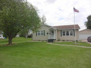 622 Wl St, Geneseo IL  61254-1159 exterior