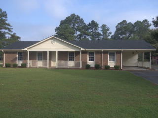 117 Robin Lake Dr, Dudley, NC 28333-9137