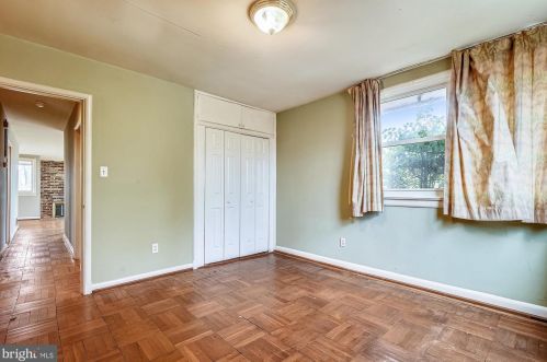 8407 Tahona Dr, Silver Spring MD 20903-3210 exterior