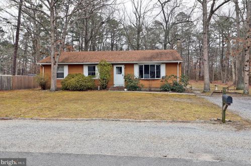 299 Princeton Ave, Berkeley Township, NJ 08721-2311