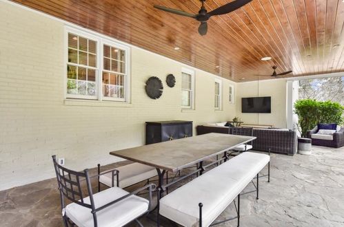 1124 Berkshire Rd, Atlanta GA  30306-3002 exterior