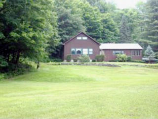 2108 Route 121, Grafton VT  05146-4417 exterior