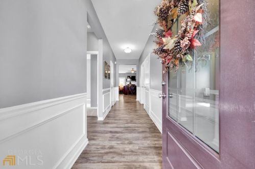 141 Thomaston St, Newnan, GA 30263