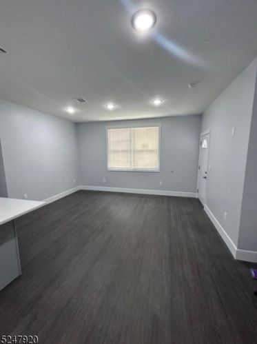 64 Warren St, Paterson NJ  07524-2205 exterior