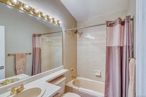 15374 67th Ave, Arvada CO  80007-7015 exterior