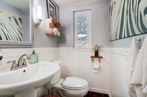 6444 Fair Oaks Ave, Cincinnati OH 45237-4544 exterior