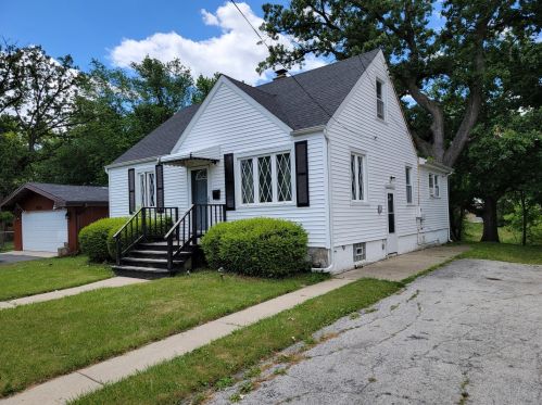 14724 Markham Dr, Dixmoor, IL 60426-2539