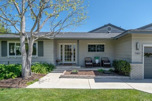 540 Country Club Dr, San Luis Obispo, CA 93401-8924