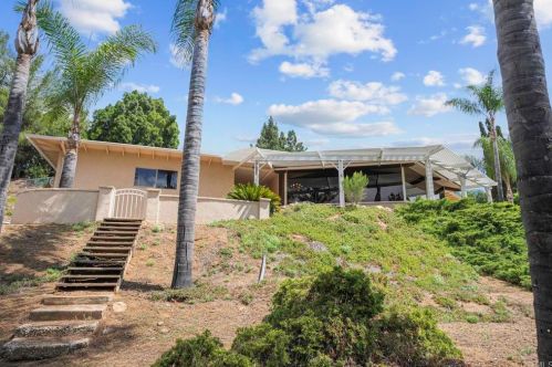 1766 Hidden Mesa Rd, El Cajon, CA 92019-3625
