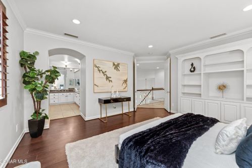 531 Granite Hl St, Simi Valley CA 93065-0608 exterior