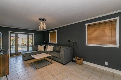 3519 Bangor Ct, Irving TX  75062-7412 exterior