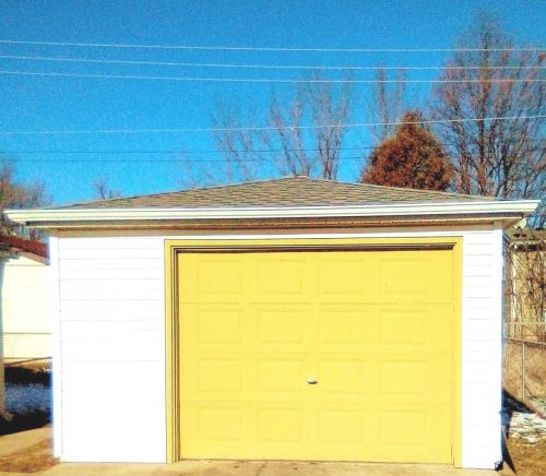 106 Pueblo Rd, Carpentersville, IL 60110-1115