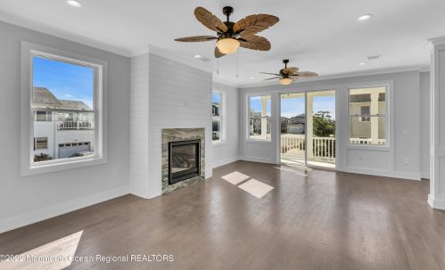 19 Sturgis Rd, Lavallette NJ 08735-2843 exterior