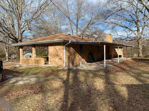 2575 Abbott Lake Rd, Conyers, GA 30094-4975