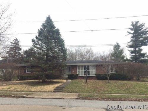 100 6th St, Riverton, IL 62561-8168