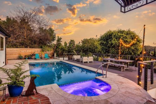 2335 Ivy Rd, Oceanside, CA 92054-6143