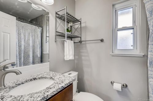 1652 Grape St, Denver CO 80220-1349 exterior