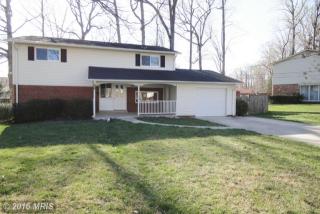 8903 Victoria Rd, Springfield VA  22151-1134 exterior