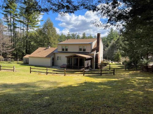 52 Hayward Dr, Keene, NH 03431-8116