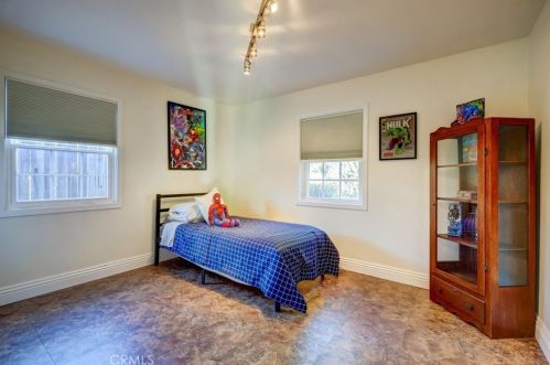 2062 Flower St, Santa Ana CA 92706-1928 exterior