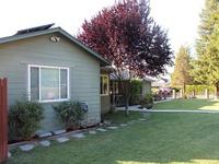 1949 Hollis Ct, Concord, CA 94518-3311