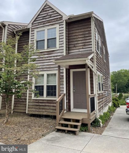 69 Chesapeake St, Lancaster, PA 17602-4659