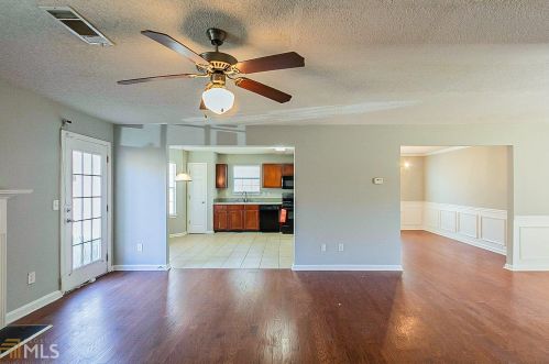 365 Espana St, Atlanta GA  30349-4827 exterior