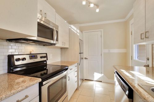 4334 Logan St, Englewood CO 80113-5826 exterior