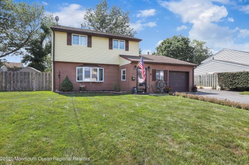 8 Birch Ave, Hazlet, NJ 07730-2107