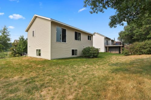 1135 29th St, Sauk Rapids, MN 56379-8606