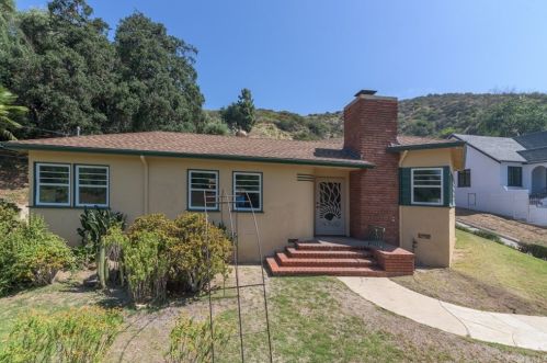 437 Waltonia Dr, Glendale, CA 91206-2927