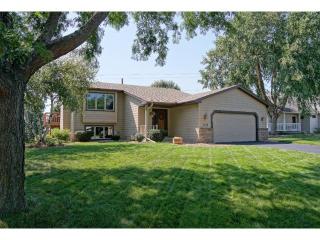 4368 Hamilton Dr, Saint Paul, MN 55123-2601