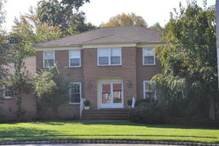 7 Eric Ct, Millstone Township, NJ 07726-3338