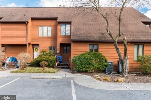 158 Tecumseh Trl, Hedgesville, WV 25427-3859