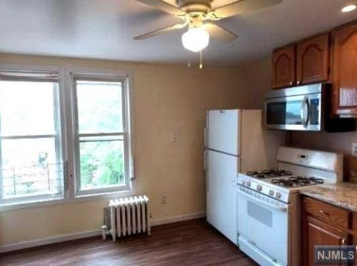 278 9th St, Paterson NJ  07508-2006 exterior