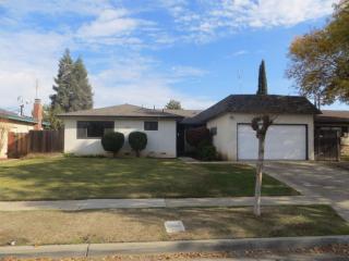 4412 Barton Ave, Fresno, CA 93726-2619