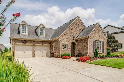 147 Cadence Trl, Holly Springs, GA 30115-7632