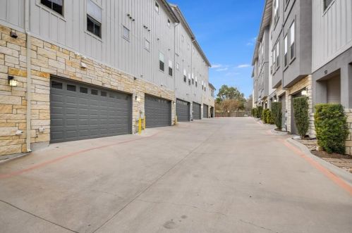 2520 Bluebonnet Ln, Austin TX  78704-4810 exterior